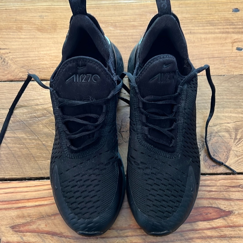 Nike Air Max 270’s Black Size 7Y